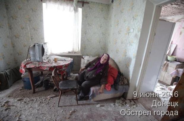 Після нічного обстрілу у Донецьку. Фото: Диалог.