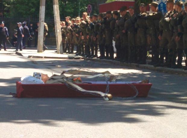 "Похорон" Путіна. Фото: соцмережі.