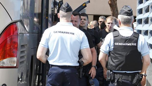 Французька поліція арештувала російських вболівальників. Фото:sport.unian.ua