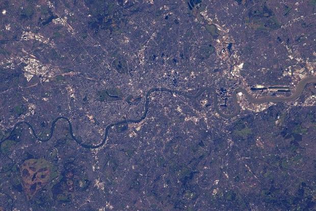 Лондон, вид з космосу. Фото: TIM PEAKE/ESA/NASA