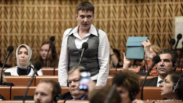 Надія Савченко на засіданні в ПАРЄ. Фото:www.dw.com