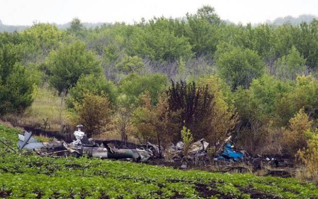 Останки збитого під Слов'янськом вертольота. Фото:www.segodnya.ua