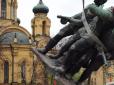 Без консультацій з Москвою: У Польщі розповіли, куди демонтують радянські пам'ятники