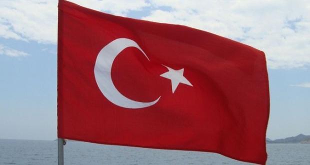 Туреччина тепер буде для росіян недешевим задоволенням. Ілюстрація: qha.com.ua.