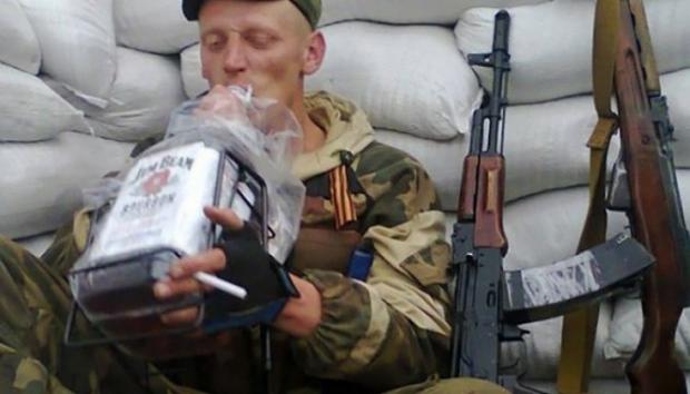 У "ДНР" процвітає алкогольна самоволка. Фото: Укрінформ.