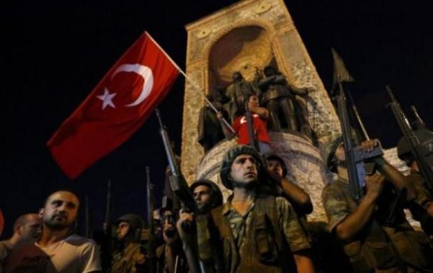 Військовий переворот в Туреччині. Фото: Reuters.