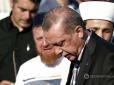 Військовий переворот у Туреччині: Ердоган розплакався на похоронах свого близького соратника (фото, відео)