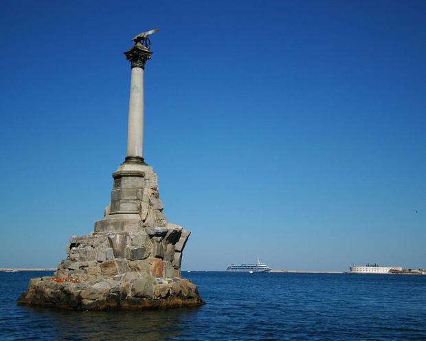 Пам'ятник затонулим кораблям. Фото google.com