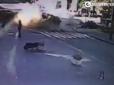 Вбивство Павла Шеремета: Слідство отримало відео закладення вибухівки в автомобіль Олени Притули (відео)