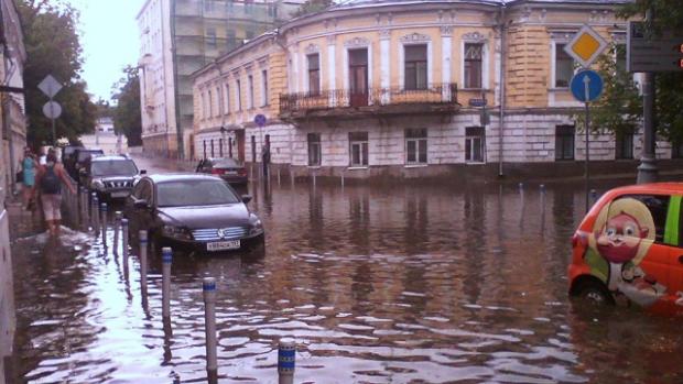 Наслідки зливи у Москві. Фото: соцмережі.
