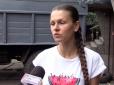 Не лишити нікого в біді: Родина з Чернівців пожертвувала нужденним дітям та жінкам 15 тис. пар взуття (відео)