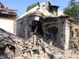 Донецьк у вогні: Терористи знов обстріляли будинки мирних мешканців (фото)