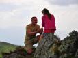 Це - кохання: Боєць АТО освідчився коханій на вершині Карпат (фото)