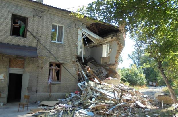 Ясинувата після обстрілів. Фото: соцмережі.