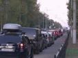 Кримське загострення: Дякуючи Путіну, туристи в паніці втікають з окупованого півострова (відео)