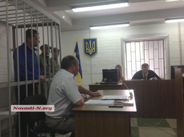 Підозрюваний у залі суду. Фото:http://novosti-n.org/