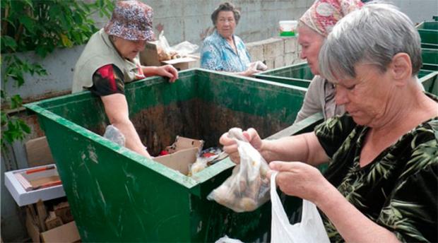 У РФ громадян вчать правильно вживати зіпсовані продукти. Фото: www.kavkazcenter.com
