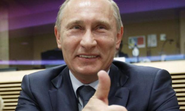 Путіну подобається, що всі росіяни - наївні. Фото: newstes.ru.
