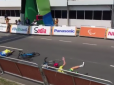 Не пощастило прямо перед фінішем: На Паралімпіаді український велогонщик зіткнувся з австралійським (відео)