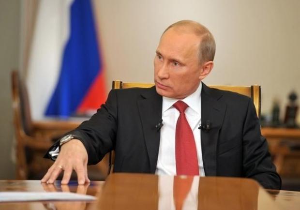 Путін планує вчепитися у свою посаду якомога міцніше? Фото: РБК.