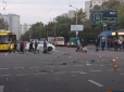Пішохід влаштував ДТП у Києві і зник з місця пригоди, є постраждалі (фото)