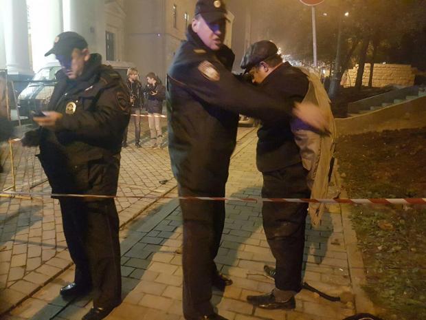 Той, хто напав на синагогу, виявився працівником "православного університету". Фото: Апостроф.
