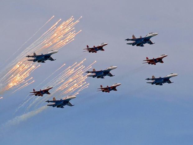 Російські військові літаки. Фото: соцмережі.
