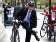 Борису Джонсону заборонили їздити на роботу на велосипеді