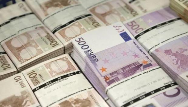 Україна отримає ще мільйони євро. Ілюстрація: ЖЖ.