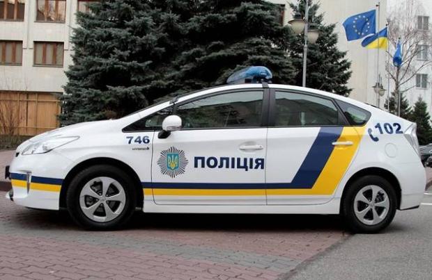 Патрульні оштрафували керівника Черкаської поліції. Фото: Антикор.