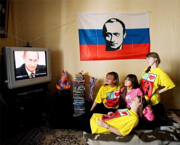 Російське телебачення в дії. Фото: Русский Дом.