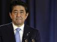 Абэ подверг критике размещение Россией ракет на Южных Курилах