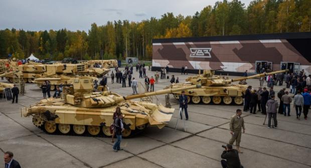 Путін торгує зброєю за цінами, що нижчі від собівартості. Фото: Агрегатор новостей.