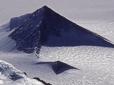 Вчені виявили в Антарктиді древні піраміди (фото)
