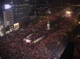 Після масових протестів президент Південної Кореї висловила готовність піти у відставку (фото)