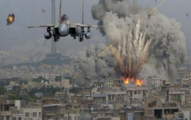 Російська авіація бомбить Алеппо. Фото: Reuters.