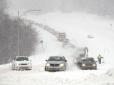 Обережно на дорогах: Україну засипле снігом