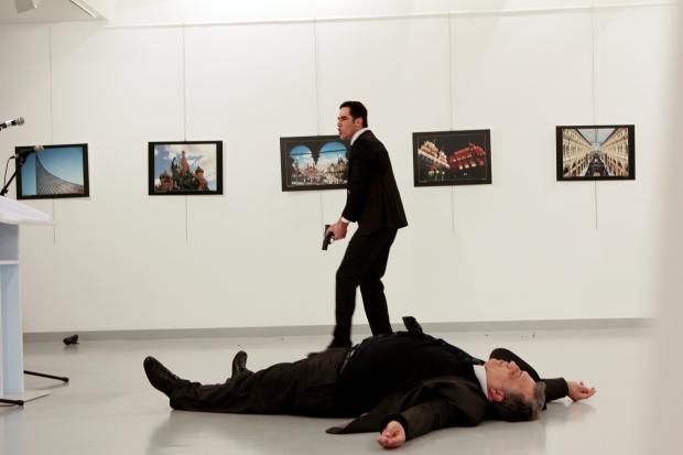 Вбивство посла РФ в Анкарі. Фото:ТСН