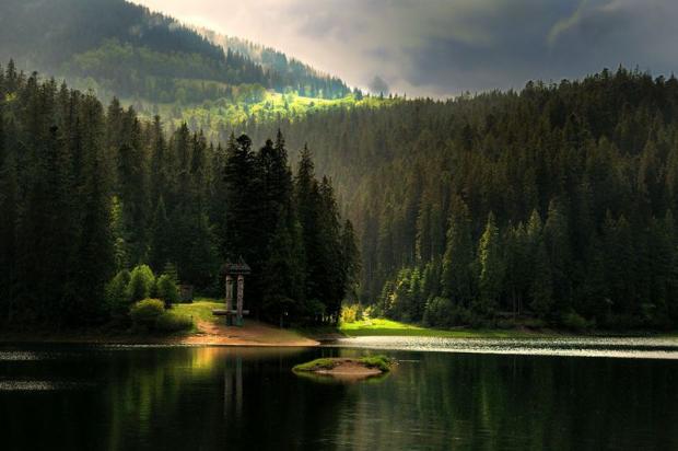 Озеро Синевір. Фото: Всвіті
