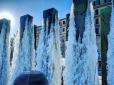 Зима торжествує: В Італії за одну ніч замерзли фонтани (фото)