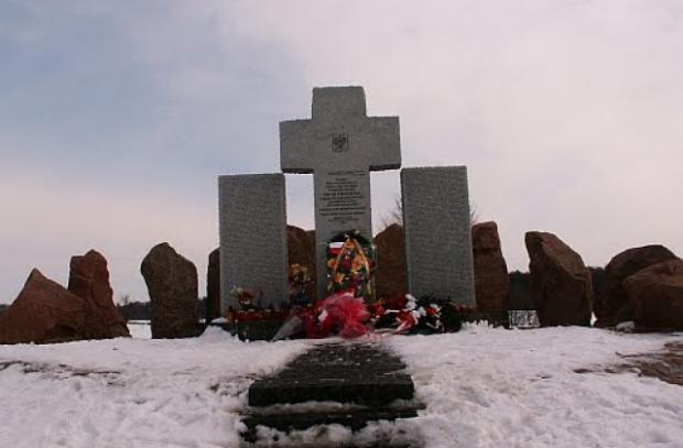 Гута Пелявецька. Меморіал знищеним полякам
