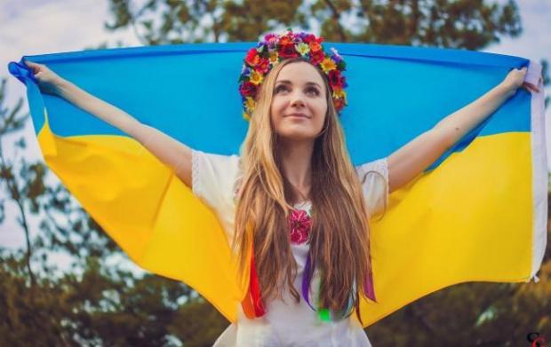 Українці мають донести світу, хто вони є. Фото: РБК-Україна
