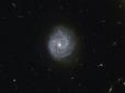 Сфотографовано незвичайну спіральну галактику в сузір'ї Діви