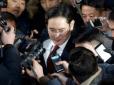 Корупція не пройде. У Південній Кореї хочуть заарештувати главу всесвітньо відомої компанії Самсунг