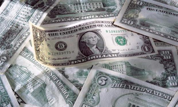 Експерти прогнозуть зниження курсу долара. Фото: Відомості.
