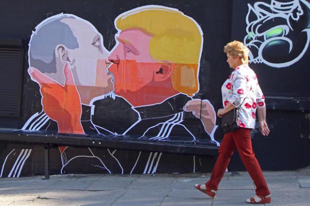 Дипломат вважає, що у Путіна і Трампа може дійти до "флірту". Фото: ЖЖ.