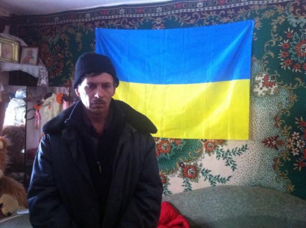 Корегувальник бойовиків маскувався під українським прапором. Фото:Fаcebook