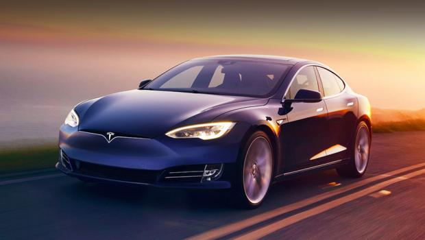  Tesla Model S. Фото: Драйв.