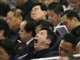 Китайські чиновники заснули на нараді по боротьбі з лінощами (фото)