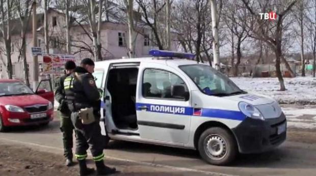 "Поліція ДНР" розбігається в різні сторони. Ілюстрація:http://sprotyv.info/